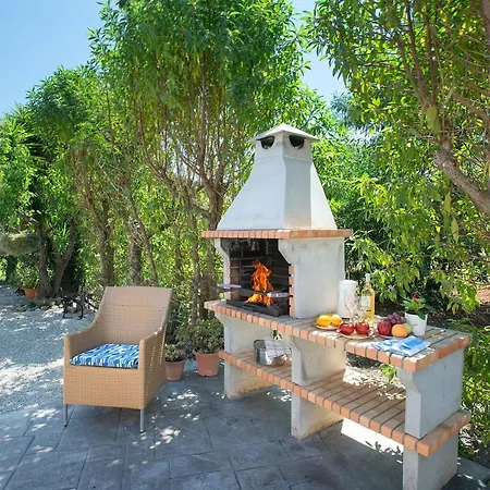 Owl Rafale - 5 Min Drive To The *